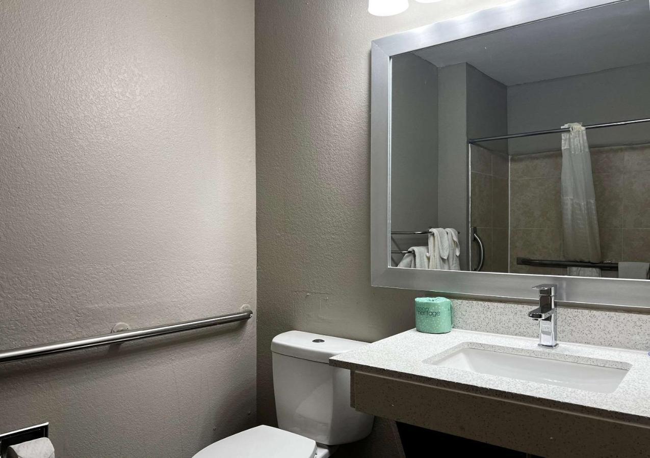 Econo Lodge Spring Lake Dış mekan fotoğraf