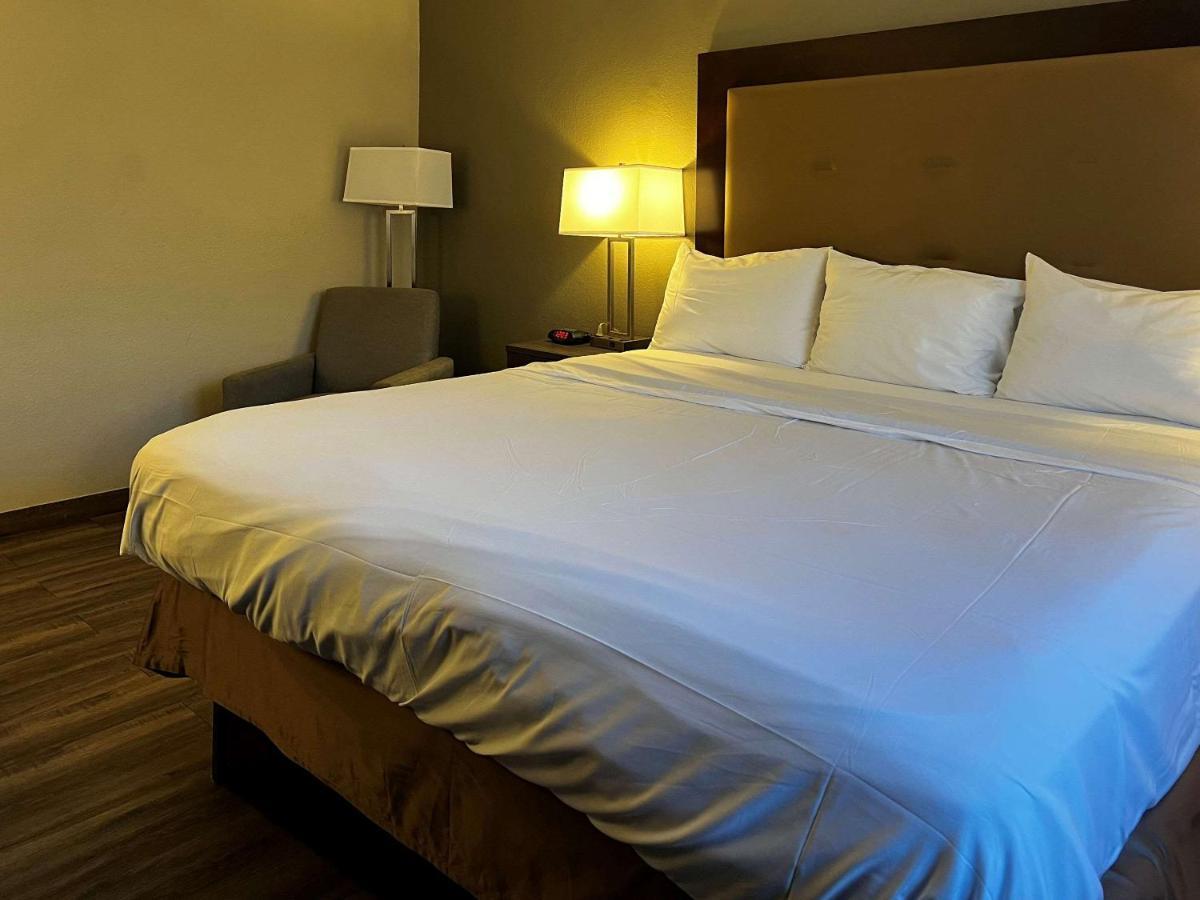 Econo Lodge Spring Lake Dış mekan fotoğraf