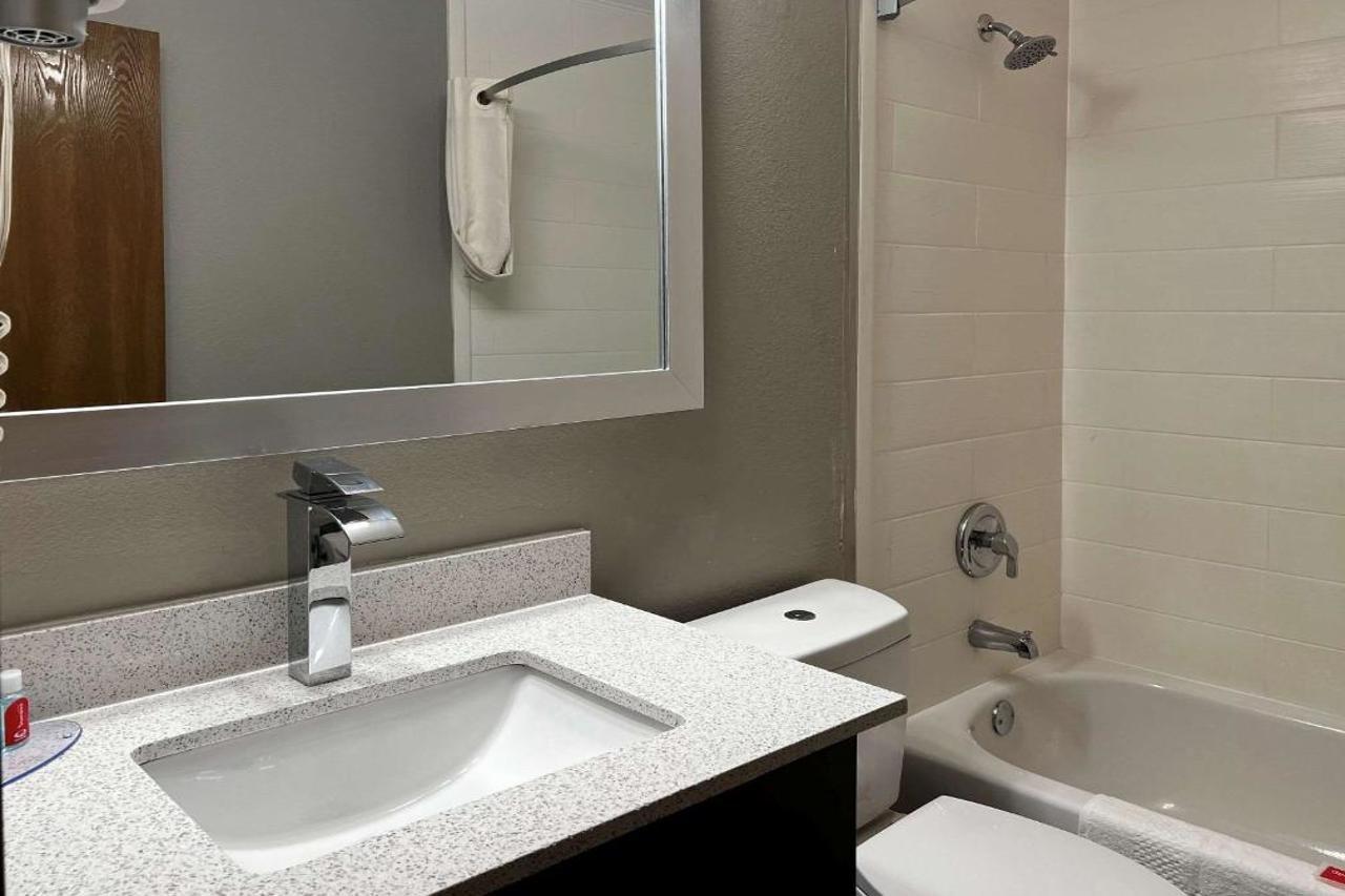 Econo Lodge Spring Lake Dış mekan fotoğraf